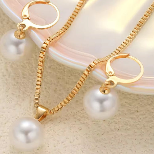 FTCY 3 Pcs Imitation Pearl Necklace