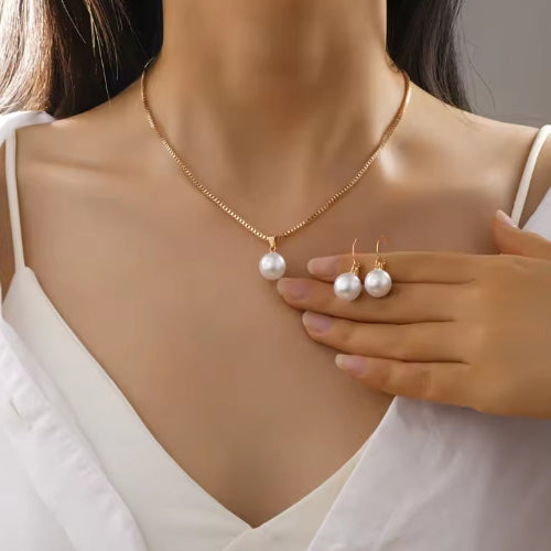 FTCY 3 Pcs Imitation Pearl Necklace