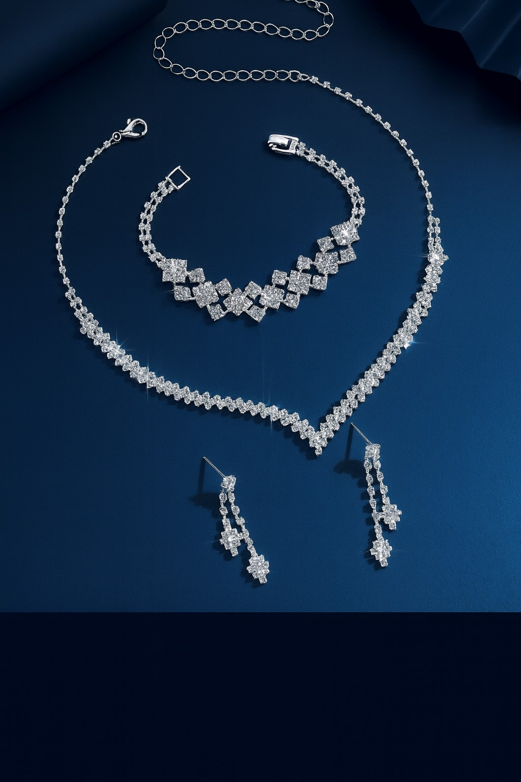 4/3 Pieces Of Wedding Season Women's Claw Chain Series Earrings, Necklaces, Bracelets, Jewelry Sets